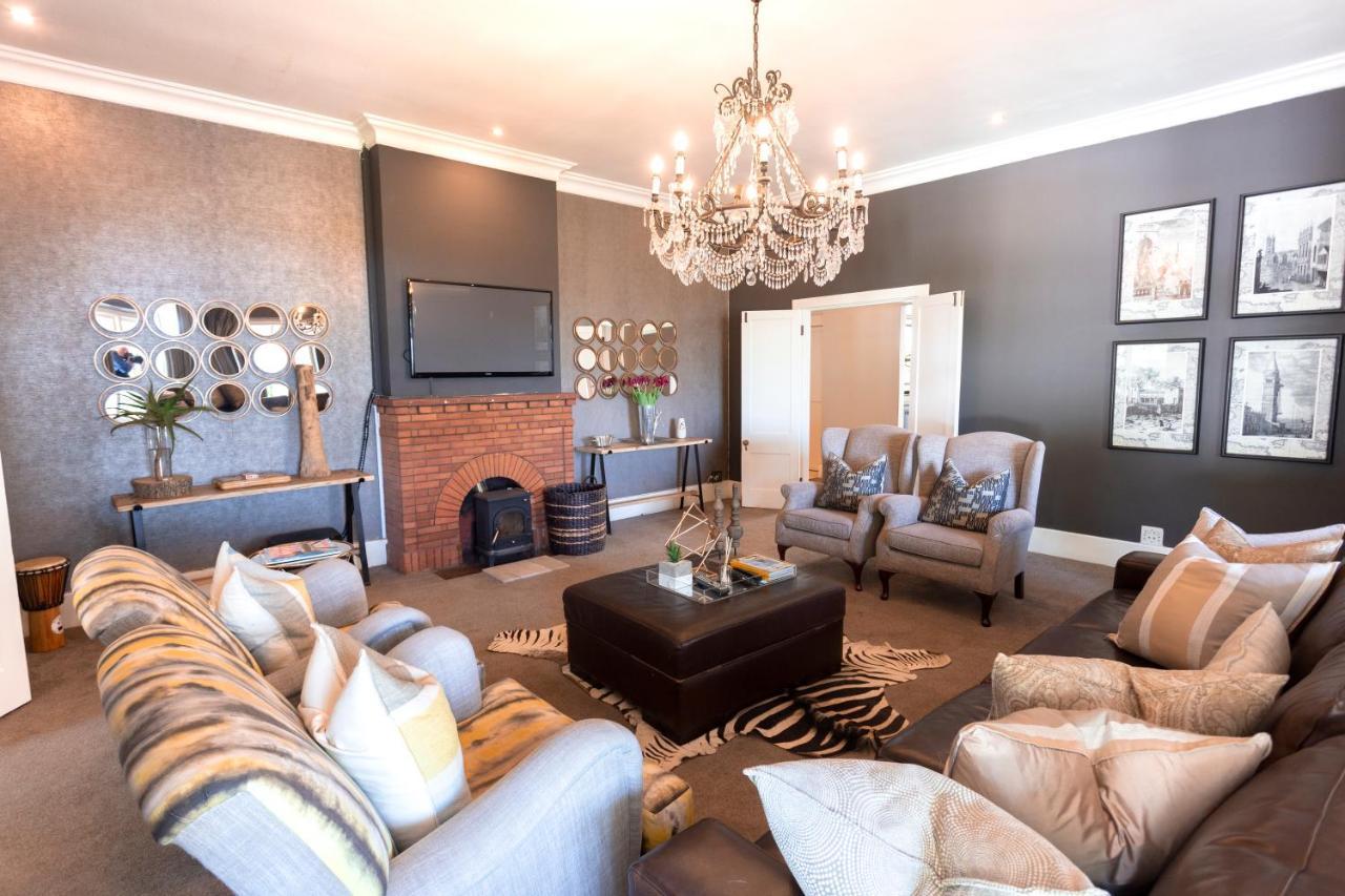 Готель Taunton Manor Пітермаріцбург Екстер'єр фото